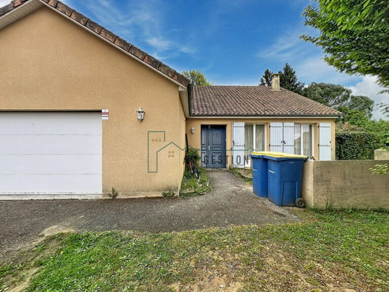 Maison – CONDAT SUR VIENNE